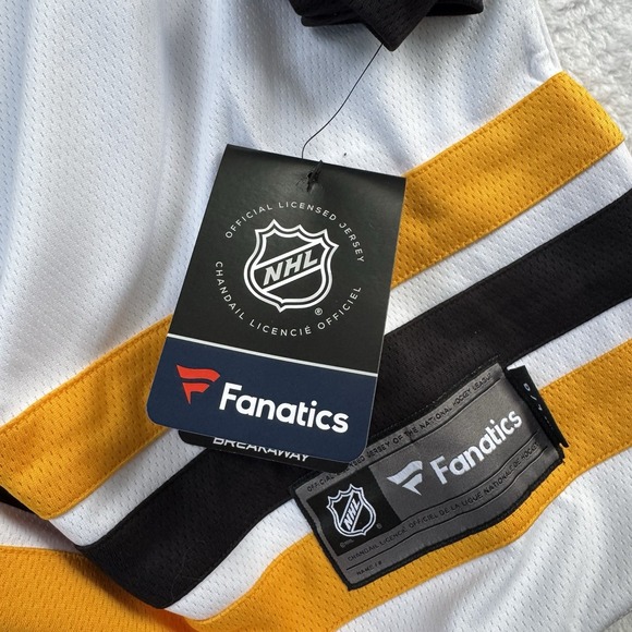 Boston Bruins Jersey Mens Large NHL Hockey Brad Marchand 63 Fanatics - Picture 9 of 10